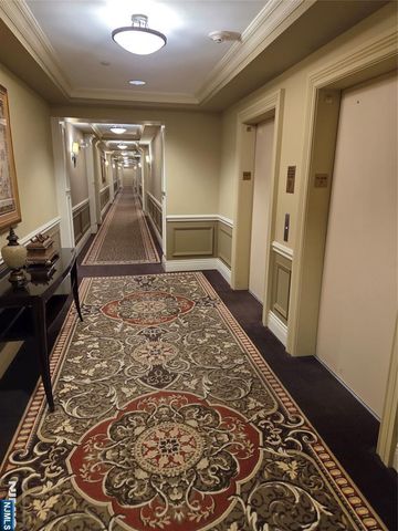 48 Park Street 711X, Montclair, NJ 07042