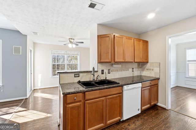 3827 Mast Court NW, Kennesaw, GA 30144