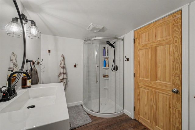 2430 Oak Hollow Drive, Jenison, MI 49428