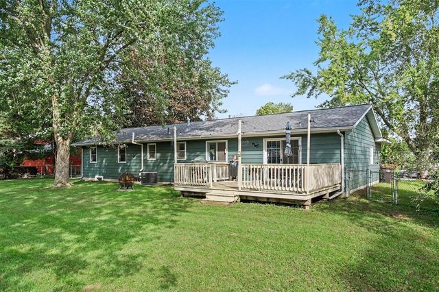 2430 Oak Hollow Drive, Jenison, MI 49428