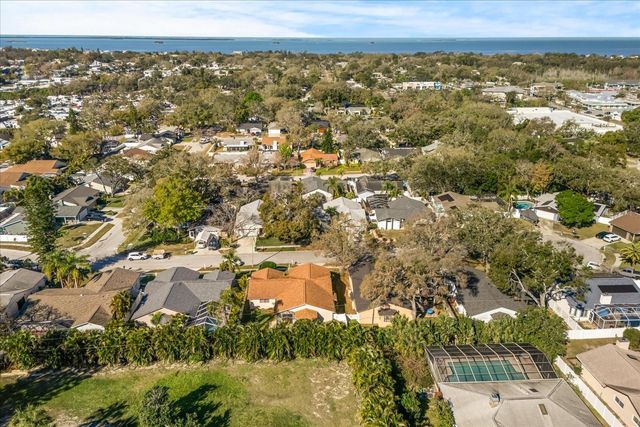 2483 ISLANDER COURT, Palm Harbor, FL 34683