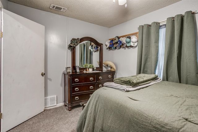 420 E 1st Street, Weatherford, TX 76086