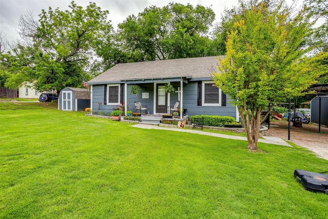 420 E 1st Street, Weatherford, TX 76086