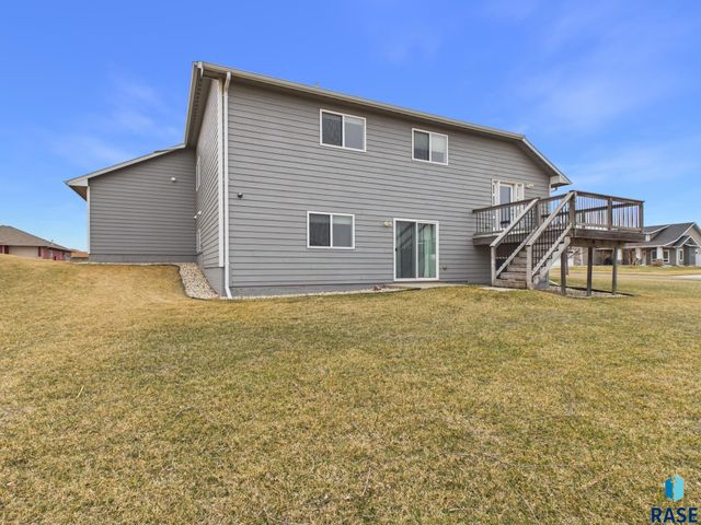 6500 E Steamboat Trl Trail, Sioux Falls, SD 57110