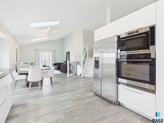 6500 E Steamboat Trl Trail, Sioux Falls, SD 57110