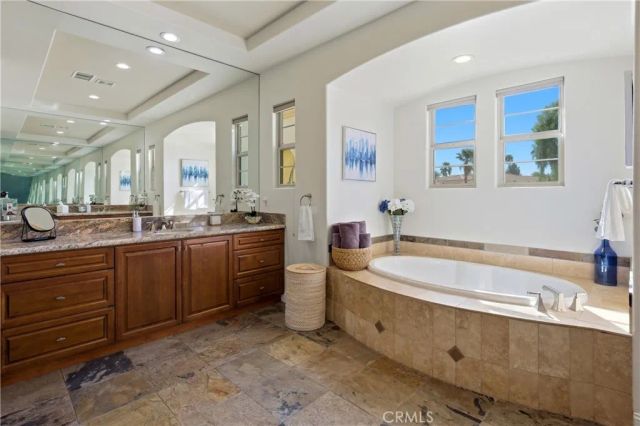 47855 White Fox Court, La Quinta, CA 92253