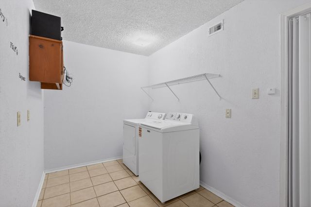 11801 Avery Lane, Balch Springs, TX 75180