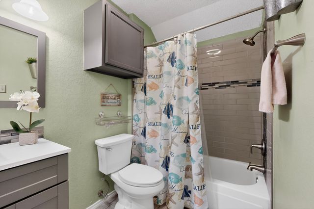 11801 Avery Lane, Balch Springs, TX 75180