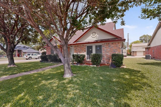 11801 Avery Lane, Balch Springs, TX 75180