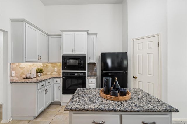 2920 Warwick WAY, Austin, TX 78748