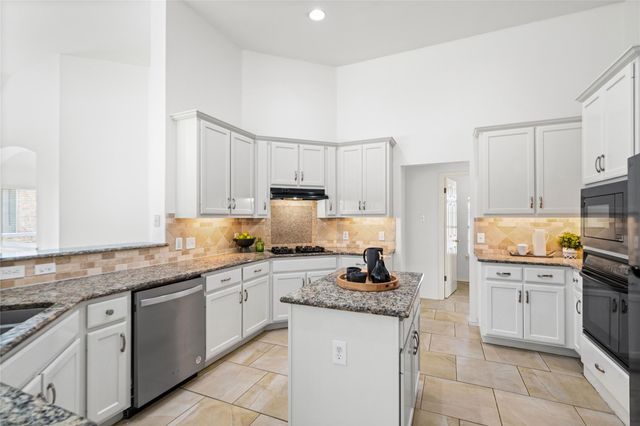 2920 Warwick WAY, Austin, TX 78748