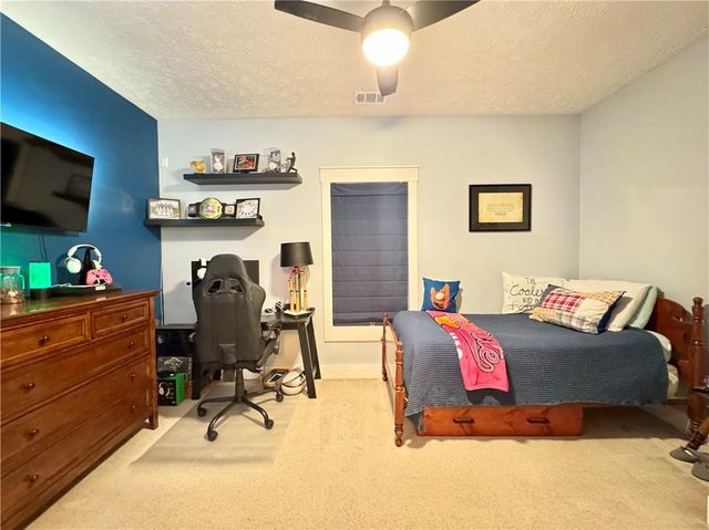 802 Hampton Way, Canton, GA 30115