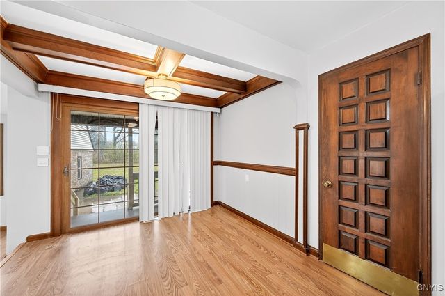 5082 Bay View Road, Hamburg, NY 14075