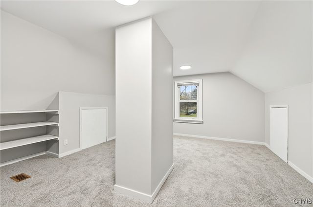 5082 Bay View Road, Hamburg, NY 14075