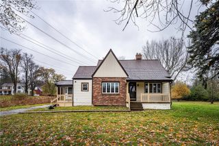 5082 Bay View Road, Hamburg, NY 14075