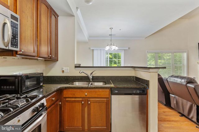 11265 WORTHAM CREST CIR, Manassas, VA 20109