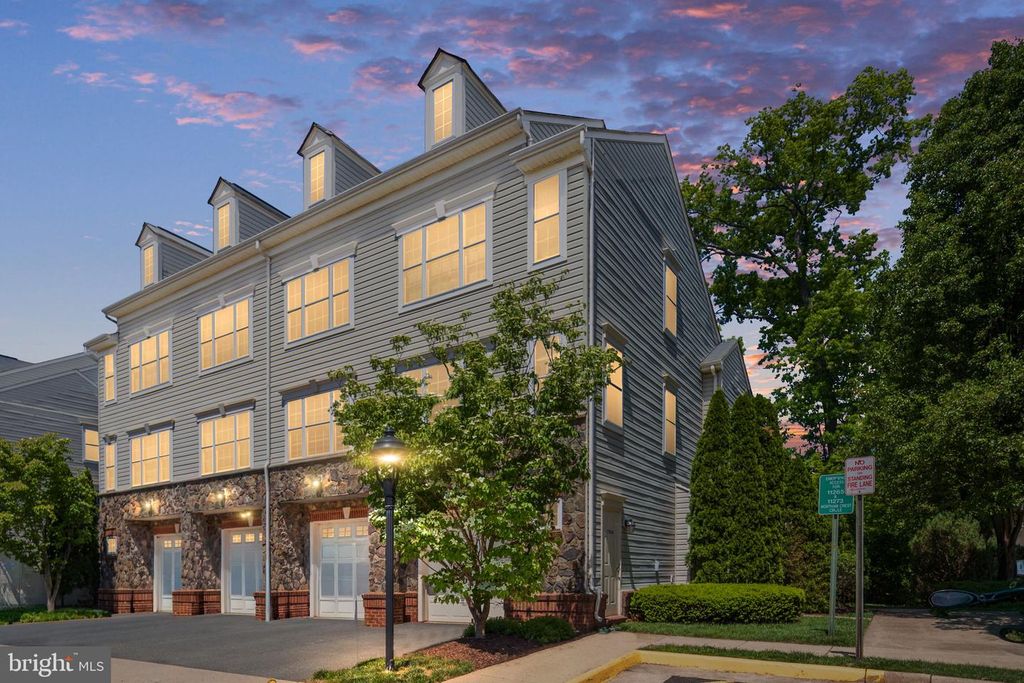 11265 WORTHAM CREST CIR, Manassas, VA 20109