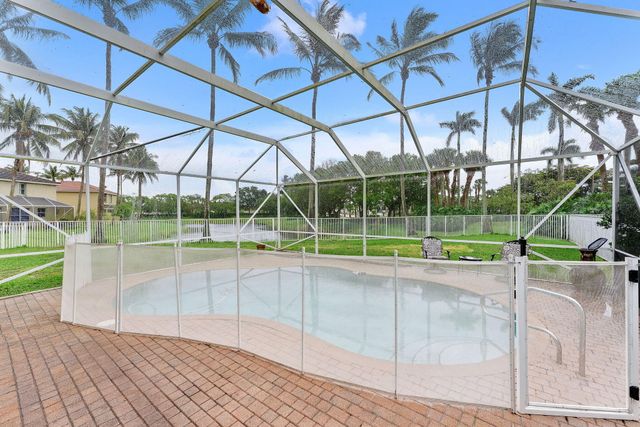 5120 Crescent Moon Drive, Greenacres, FL 33463