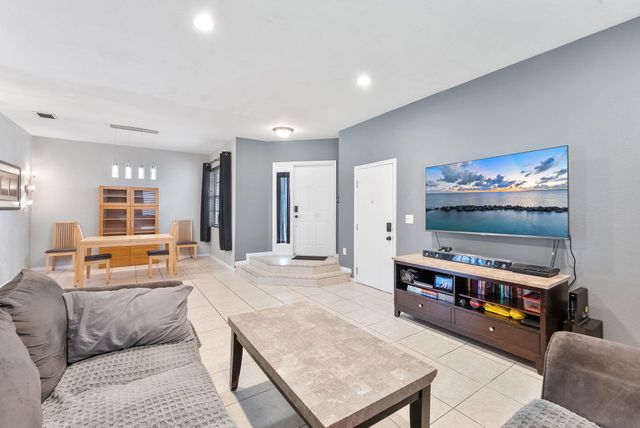 5120 Crescent Moon Drive, Greenacres, FL 33463