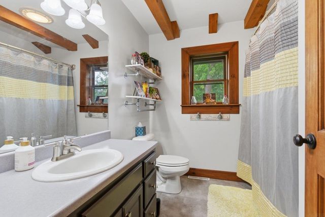 106 Orchard Drive, Denver, IA 50622