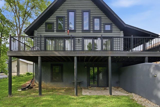106 Orchard Drive, Denver, IA 50622