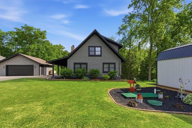 106 Orchard Drive, Denver, IA 50622
