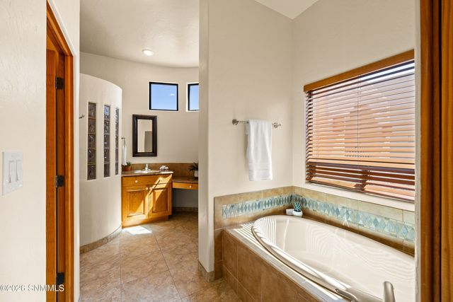 1543 Fairway Village Drive, Las Cruces, NM 88007