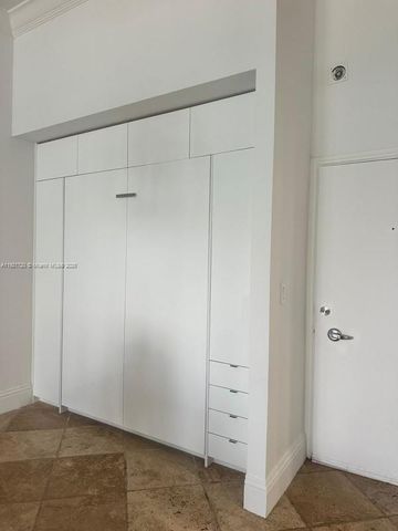 6770 Indian Creek Dr TSB, Miami Beach, FL 33141