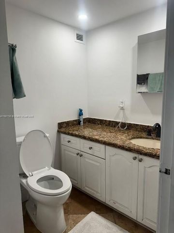 6770 Indian Creek Dr TSB, Miami Beach, FL 33141