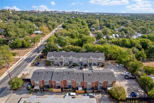 1221 W Hopkins ST 11, San Marcos, TX 78666