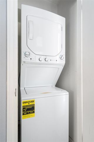 1221 W Hopkins ST 11, San Marcos, TX 78666