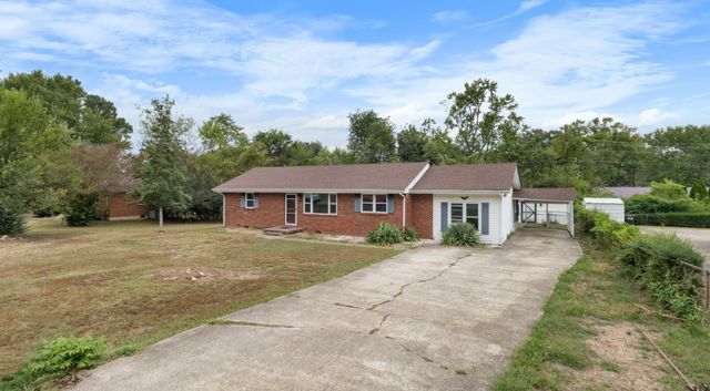 19 Gino Dr, Clarksville, TN 37042