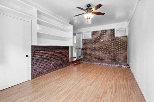 19 Gino Dr, Clarksville, TN 37042