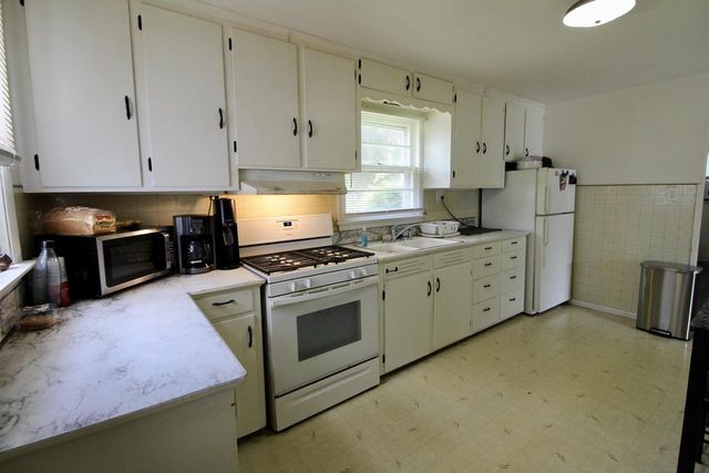1341 Pershing AVENUE, Sheboygan, WI 53083