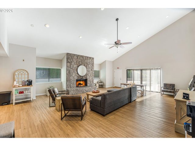 10168 Se TALBERT St, Clackamas, OR 97015