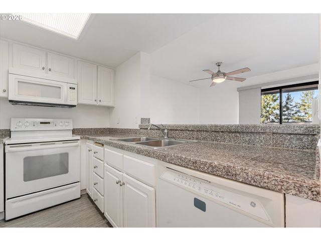 10168 Se TALBERT St, Clackamas, OR 97015