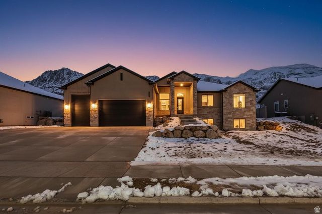 656 E MOUNTAIN RD, North Ogden, UT 84414