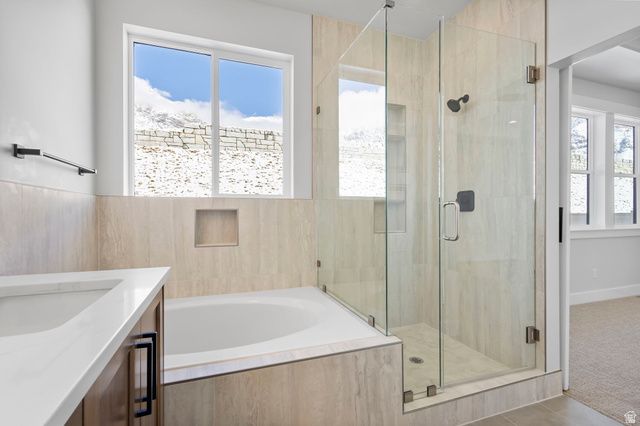 656 E MOUNTAIN RD, North Ogden, UT 84414