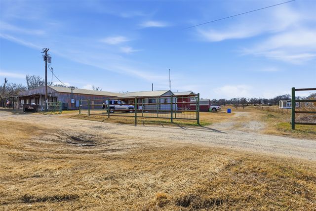 10669B Mineral Wells Highway, Weatherford, TX 76088