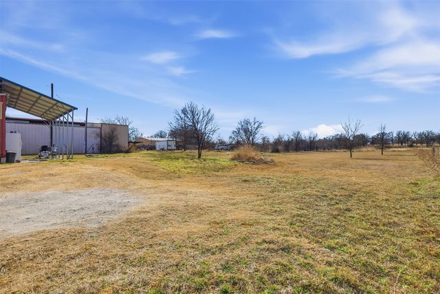 10669B Mineral Wells Highway, Weatherford, TX 76088
