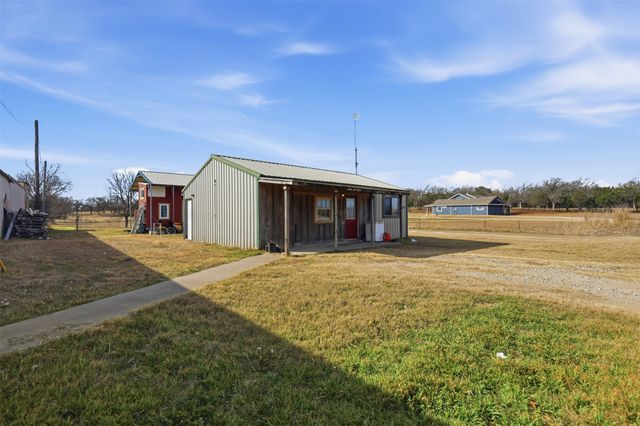 10669B Mineral Wells Highway, Weatherford, TX 76088