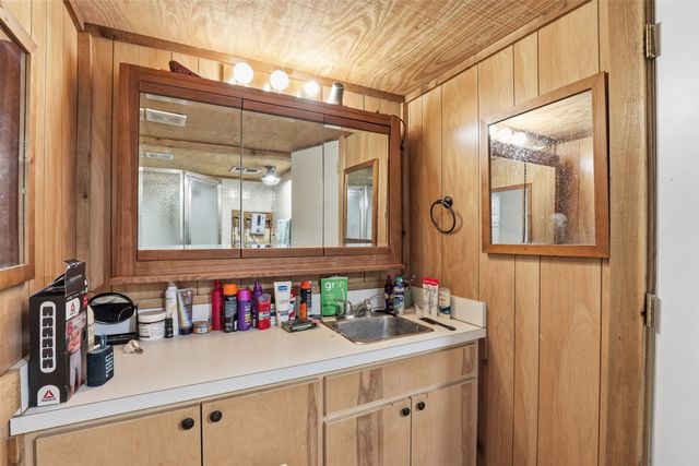 10669B Mineral Wells Highway, Weatherford, TX 76088