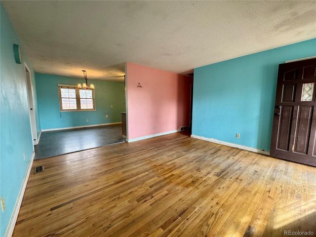 1805 Couch Place, Colorado Springs, CO 80911