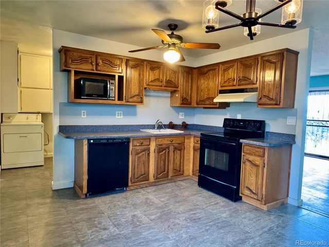 1805 Couch Place, Colorado Springs, CO 80911
