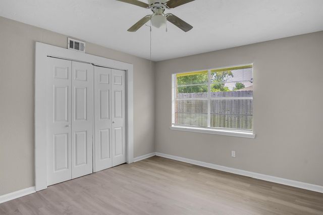 5404 Lorraine Drive, Baytown, TX 77521