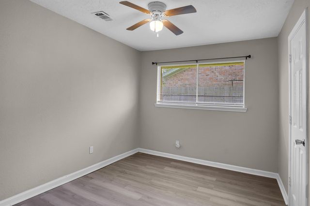 5404 Lorraine Drive, Baytown, TX 77521