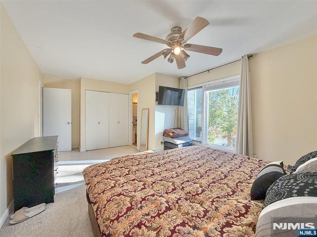 403 River Renaissance A03, East Rutherford, NJ 07073