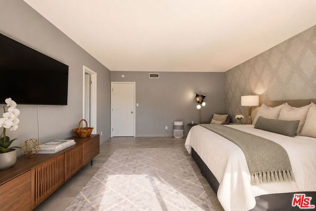 2657 Zorada Drive, Los Angeles, CA 90046