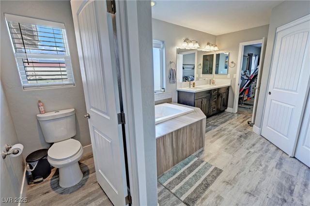 581 East Jaybird Street, Pahrump, NV 89048