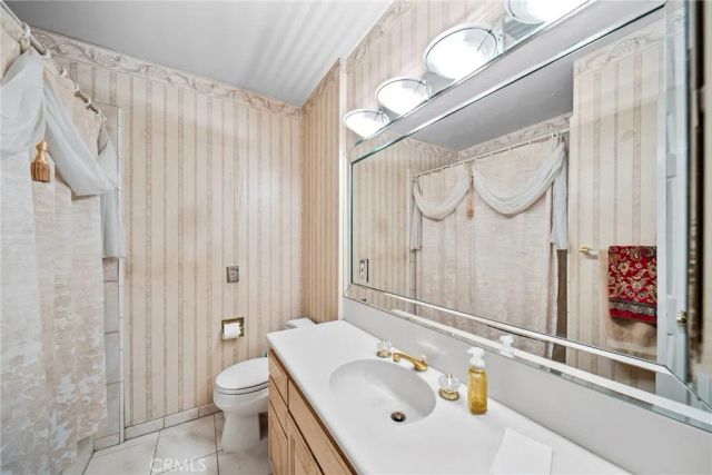 8518 Fullbright Avenue, Winnetka, CA 91306